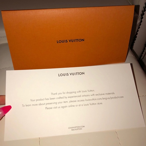 Louis Vuitton Pumps & Two free gifts🎁 - Picture 7 of 7